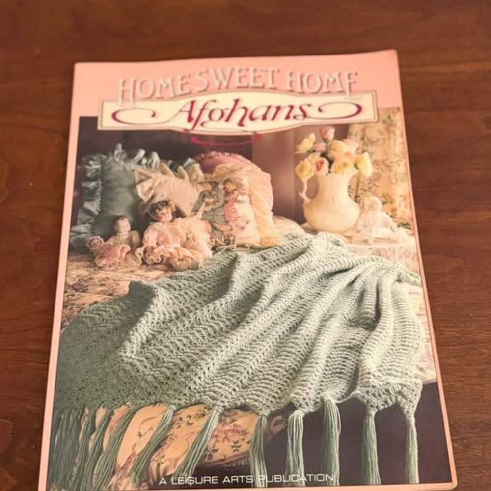 Leisure Arts Home Sweet Home Afghans Crochet Pattern Book ISBN 1-57486-053-4